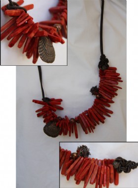 Coral reef necklace