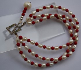 Rice pearls and red jade bracelet