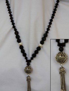 Glass black bead necklace