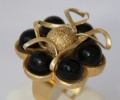 Golden round metallic ring-onyx